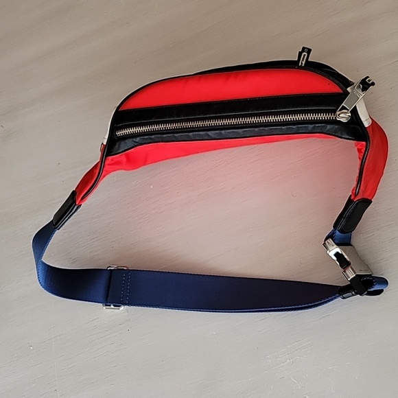 Marc Jacobs Belt Bag - Picture 5 of 10